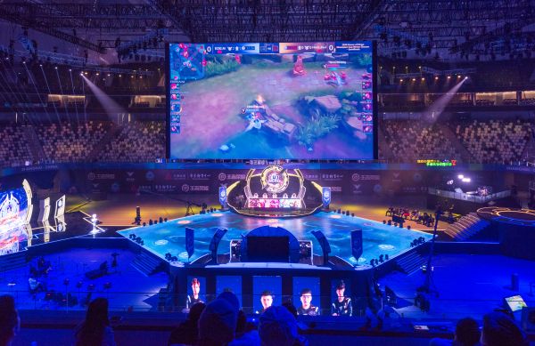 甲竞争激烈 甲竞争激烈